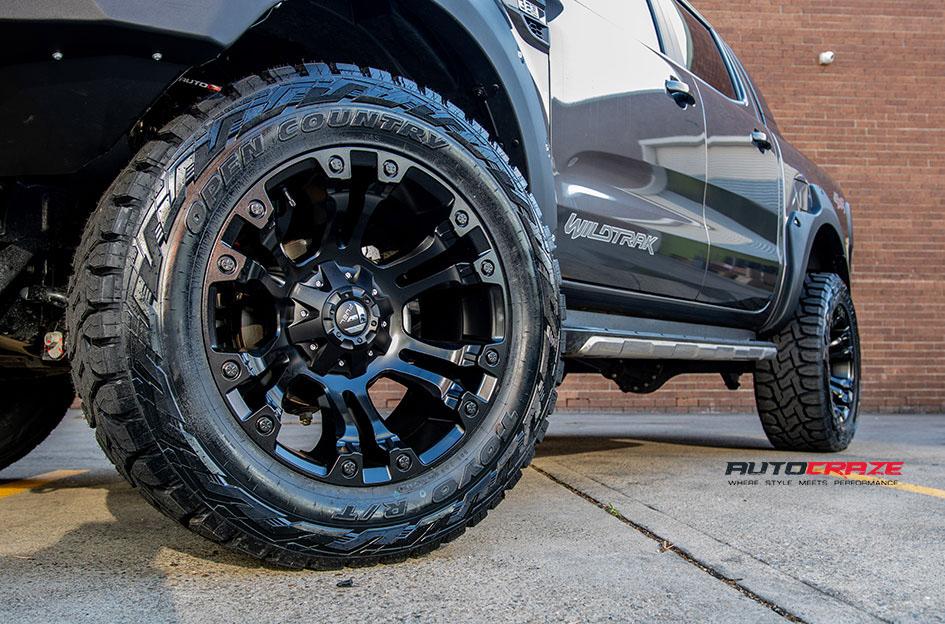 FORD-RANGER-VAPOR-MATTE-BLACK